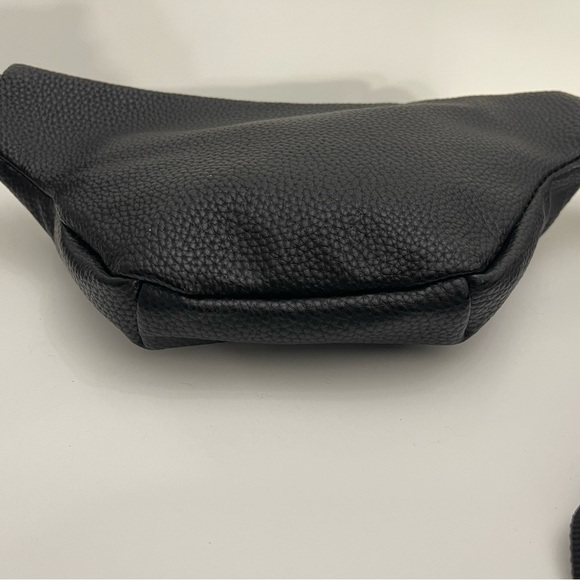 Black Pandora Women/Men’s Belt Bag Zipper Closure Fanny Pack - Picture 4 of 10